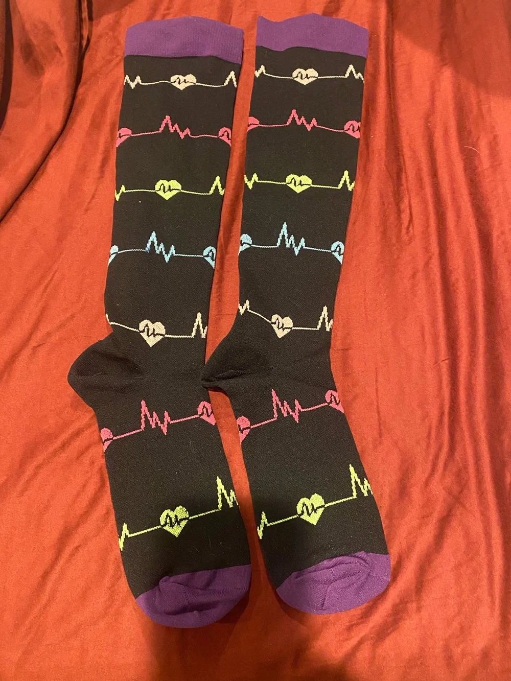 Nurses compression Socks with Colorful Heartbeat Pattern - Multicolor